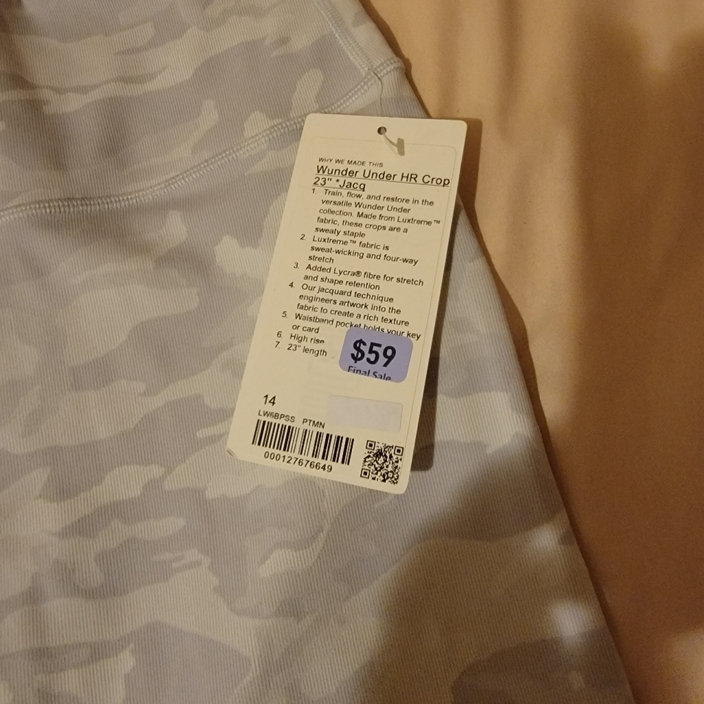 Wunder under 23 crops size 14
